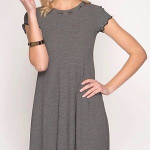 BRAND NEW Cap Sleeve Striped Ribbed Swing Dress with Merrow Detail Size M